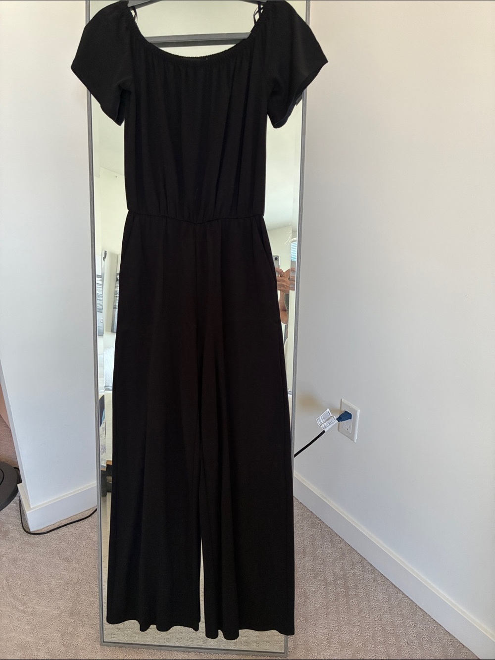Black Off-Shoulder Wide-Leg Jumpsuit with pockets